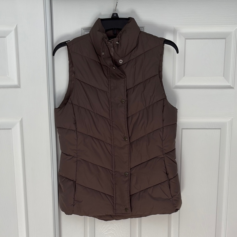 GAP Taupe Quilted Vest